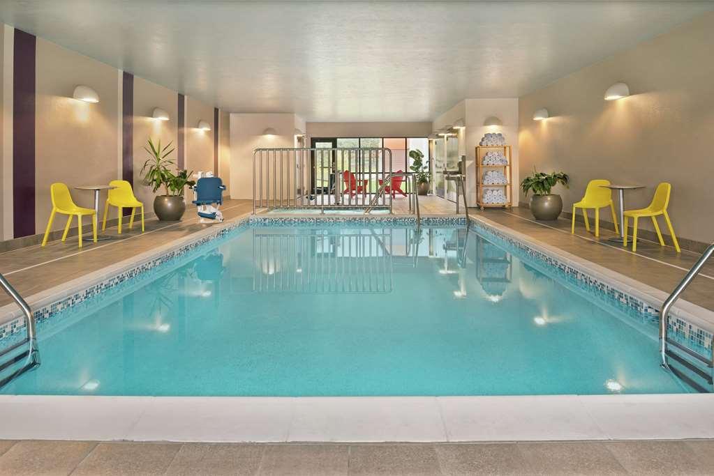 Home2 Suites By Hilton Carmel Indianapolis Съоръжения снимка