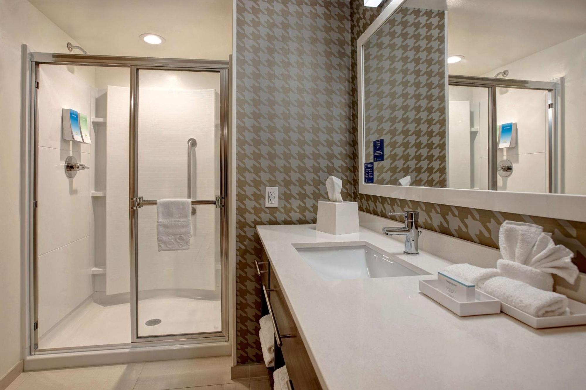 Home2 Suites By Hilton Carmel Indianapolis Екстериор снимка