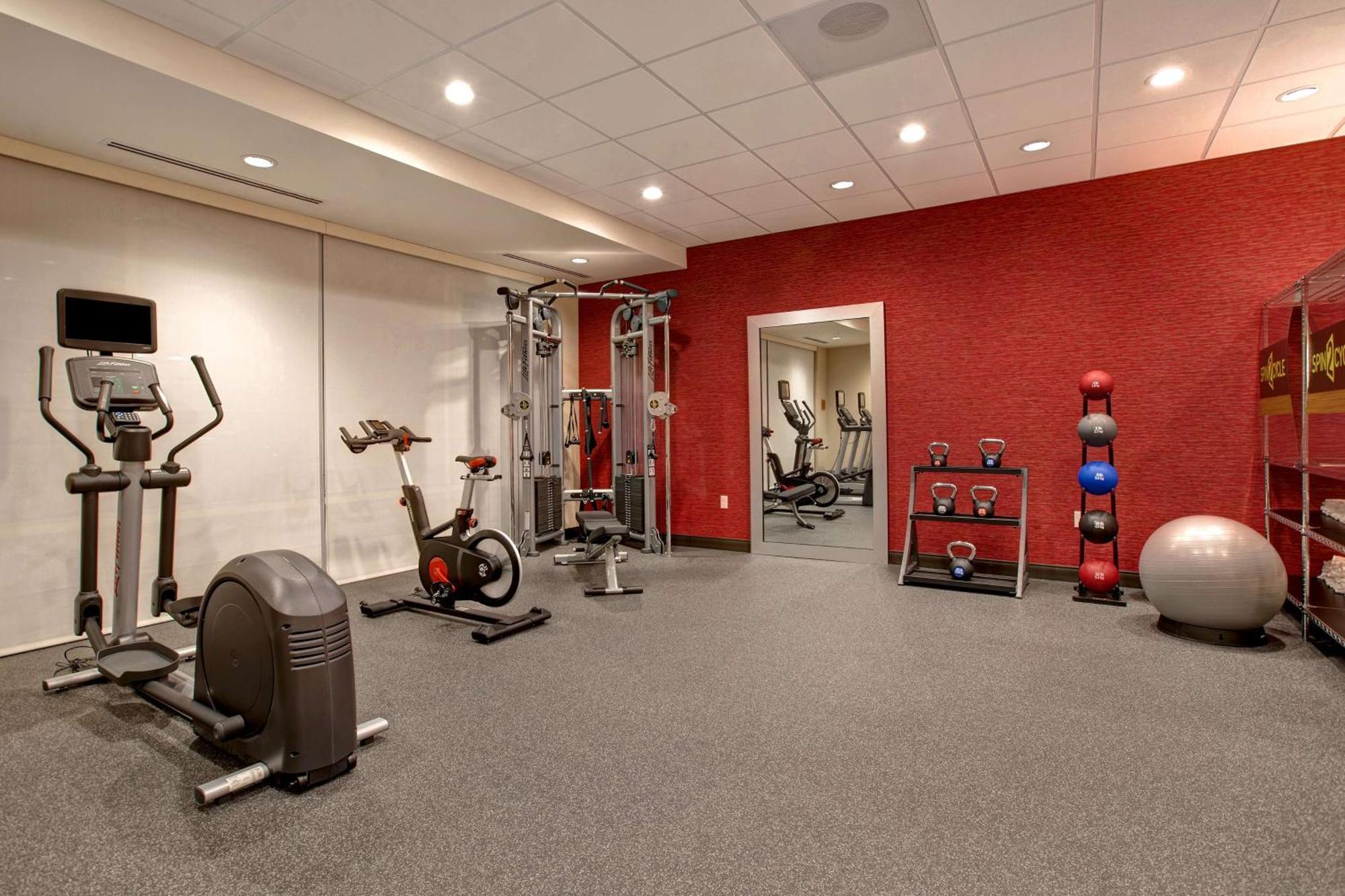 Home2 Suites By Hilton Carmel Indianapolis Екстериор снимка